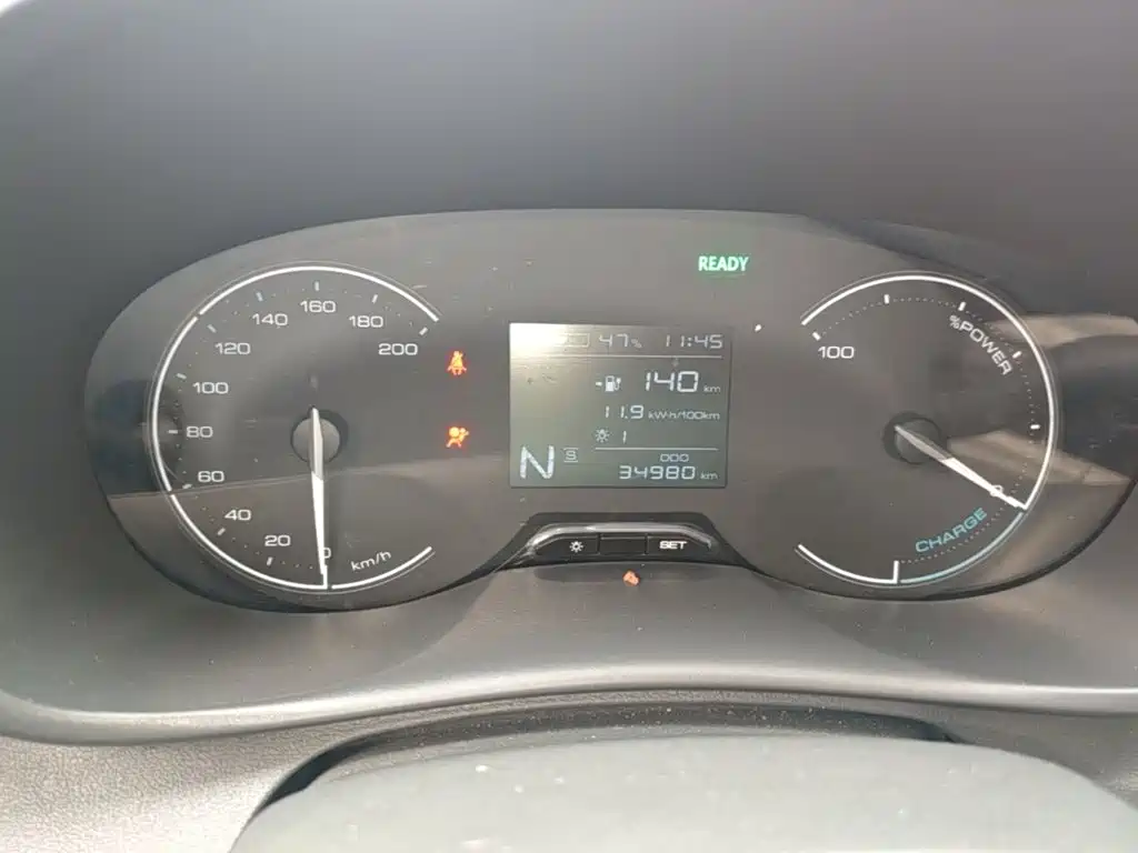 Wuling Hongguang EV — миниатюра 12