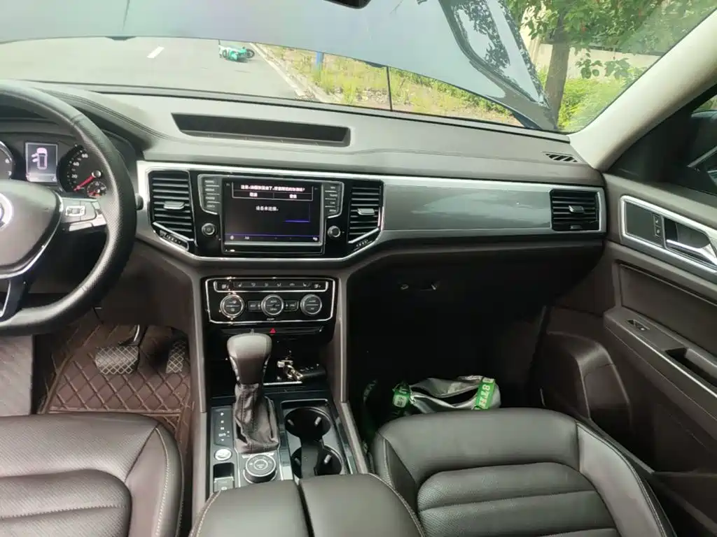 Volkswagen Teramont — миниатюра 13