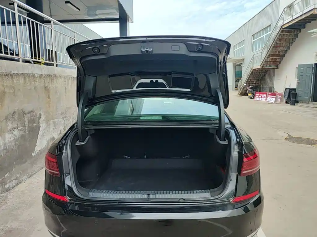Volkswagen Passat — миниатюра 19