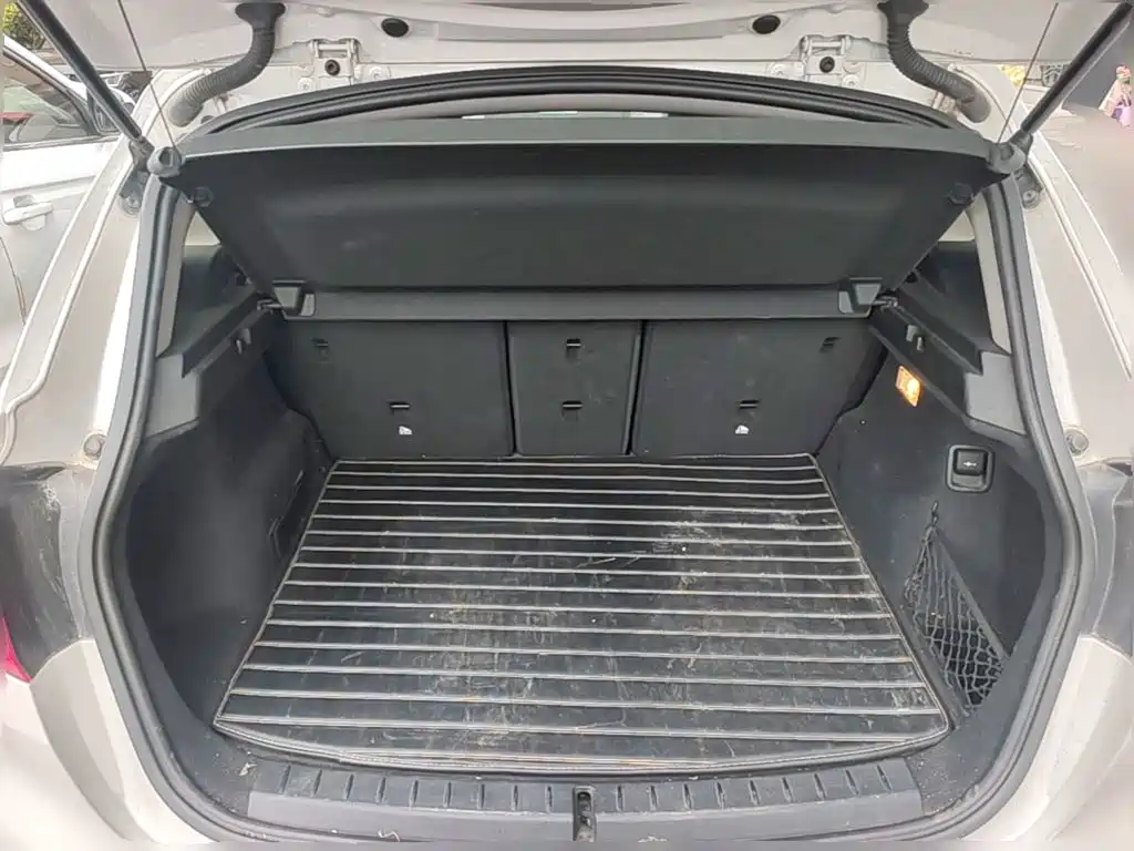 BMW 2 Series Active Tourer — миниатюра 24