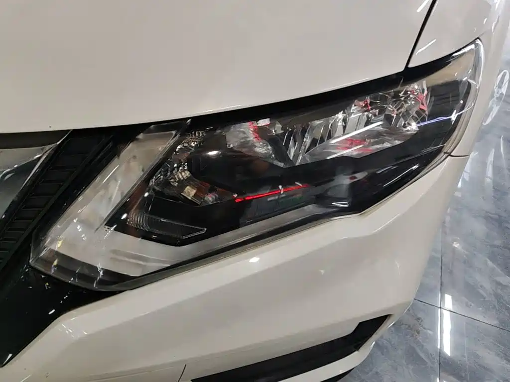 Nissan X-Trail — миниатюра 24