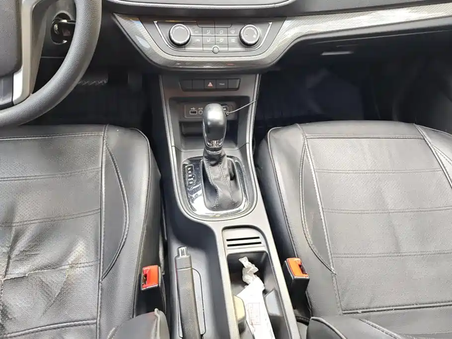 Roewe 360 — миниатюра 16