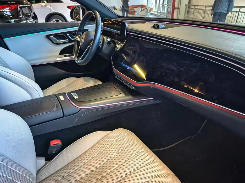 Mercedes-Benz E-Class E 2024 E 300 L Luxury