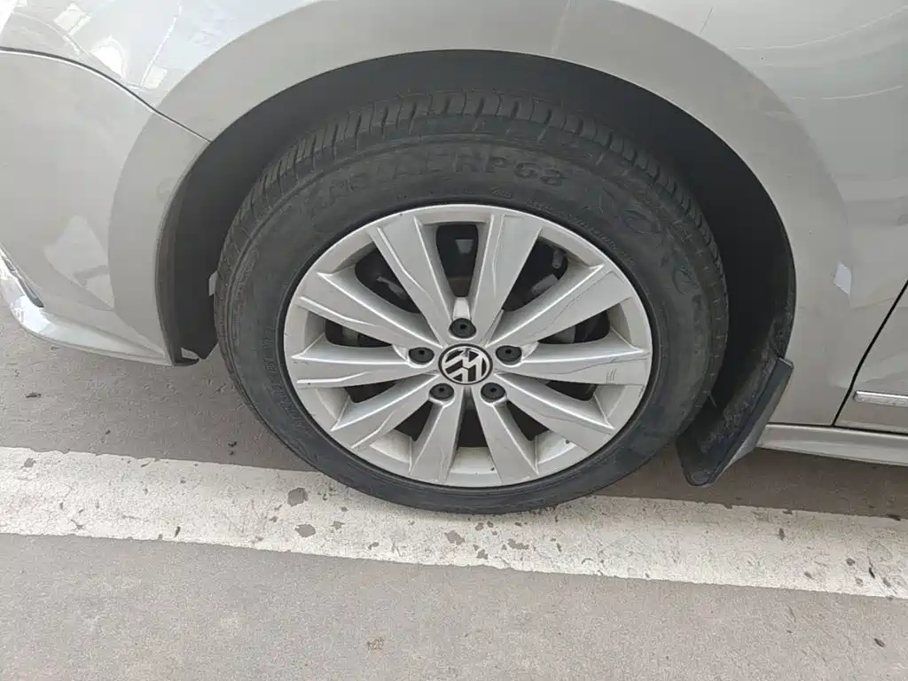 Volkswagen Sagitar — миниатюра 23
