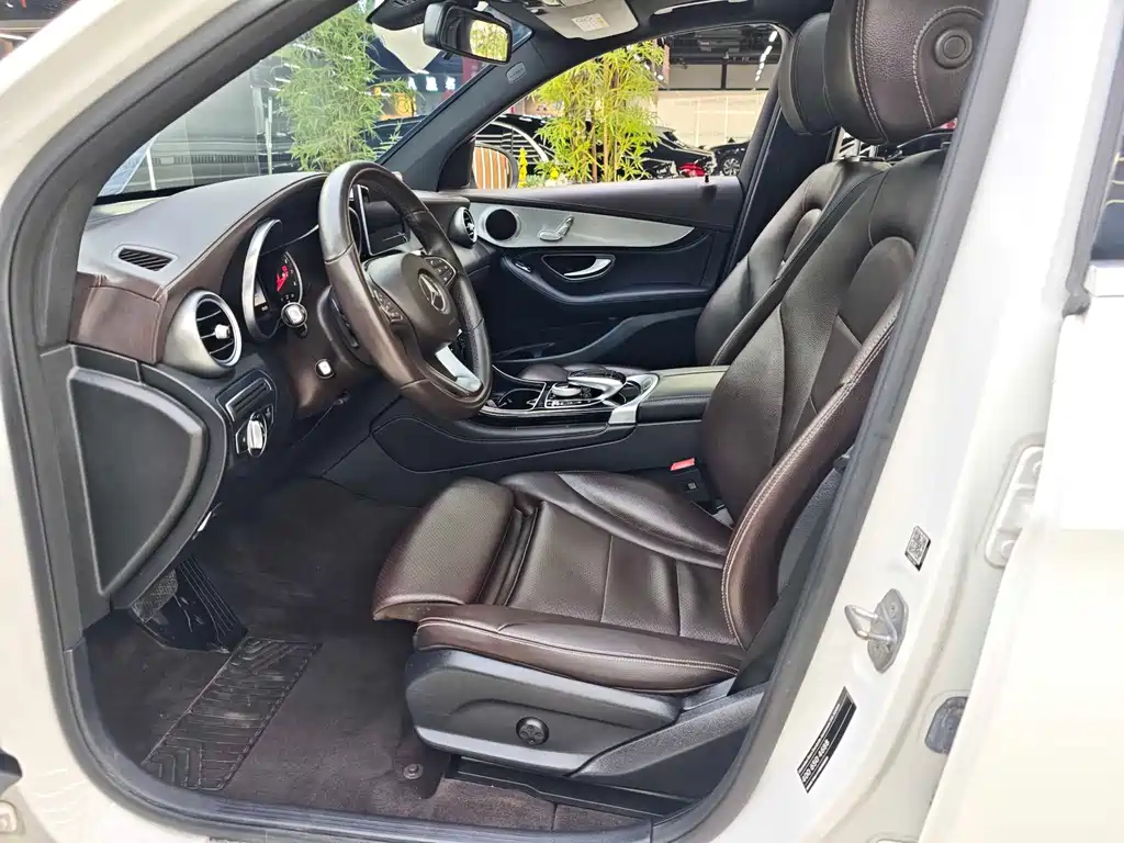 Mercedes-Benz GLC — миниатюра 5