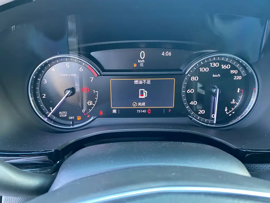 Cadillac XT5 — миниатюра 7