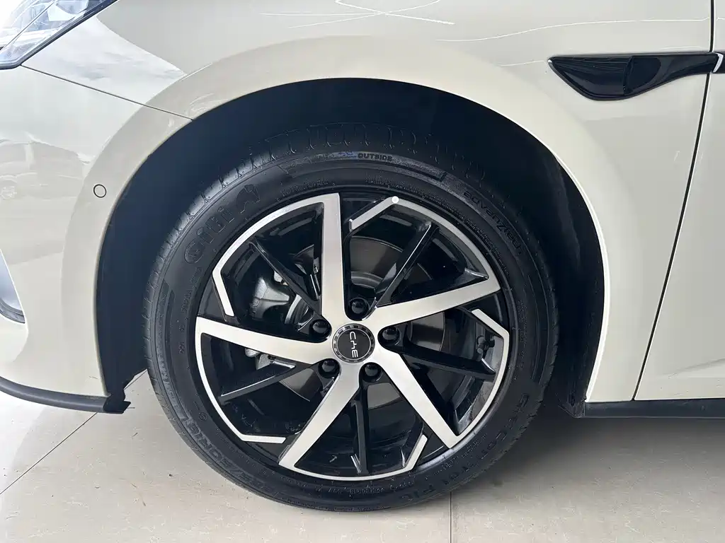 BYD Seal 07 DM-i — миниатюра 6