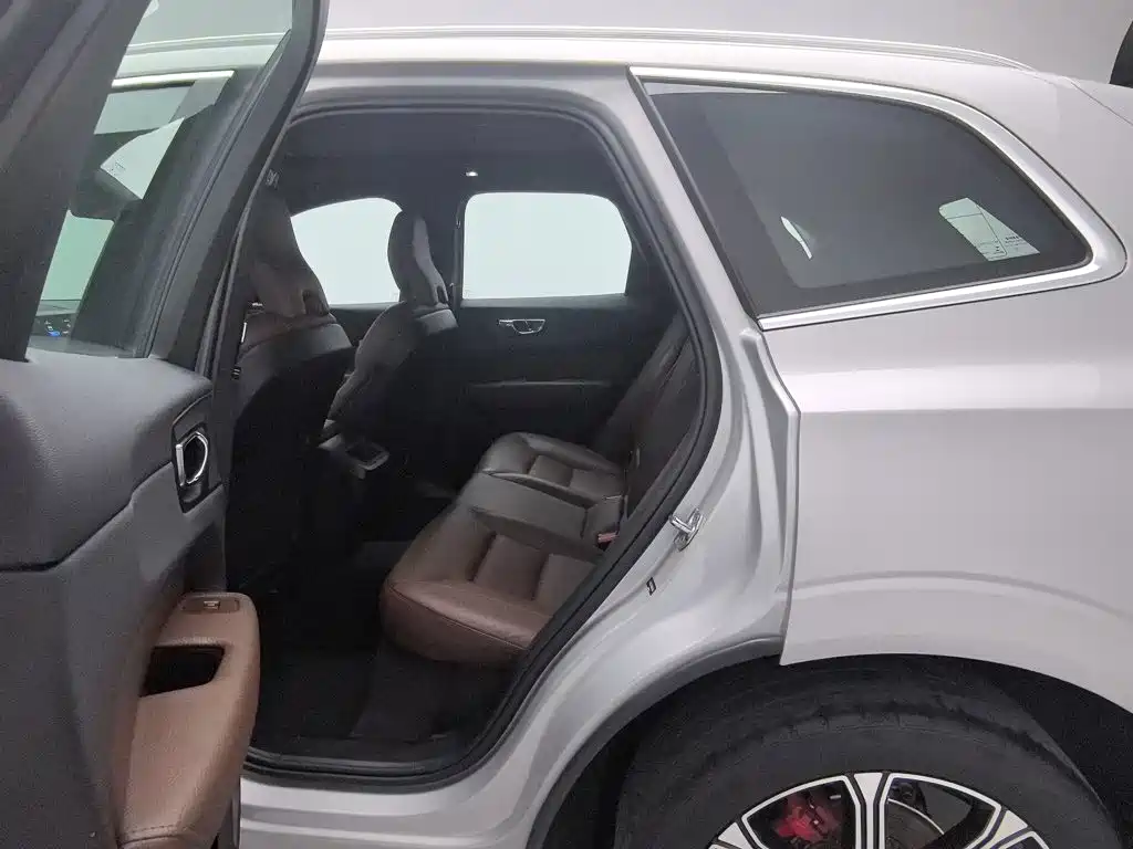 Volvo XC60 — миниатюра 15