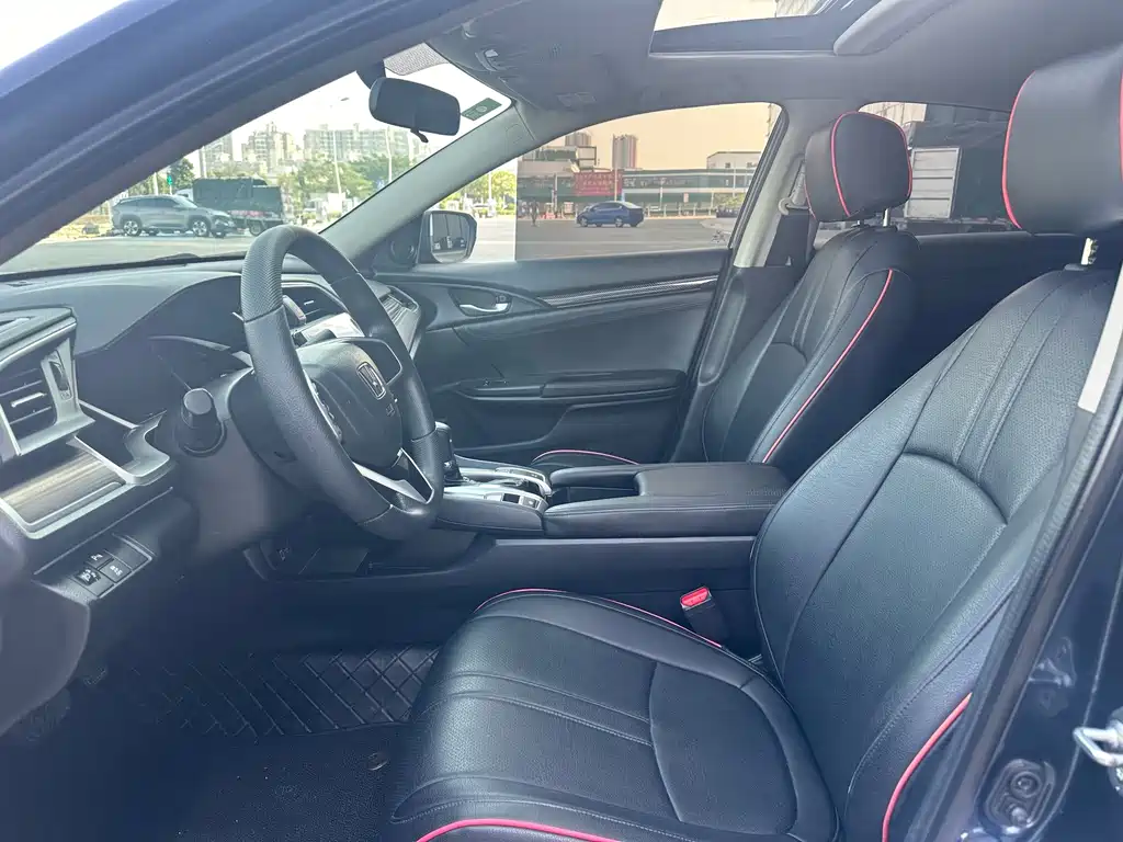 Honda Civic — миниатюра 7