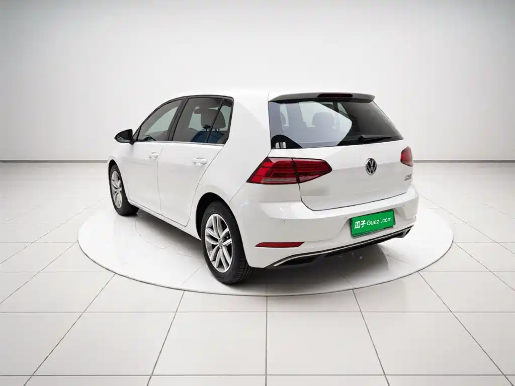 Volkswagen Golf — миниатюра 4