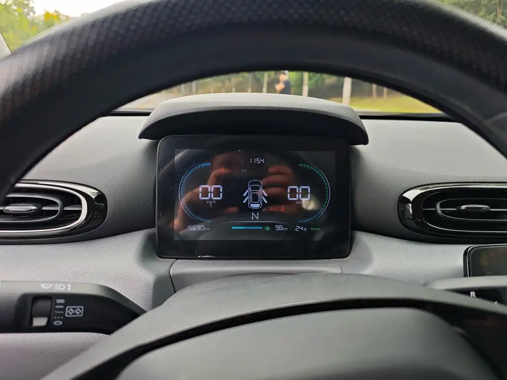 Leapmotor Leapmotor T03 — миниатюра 12
