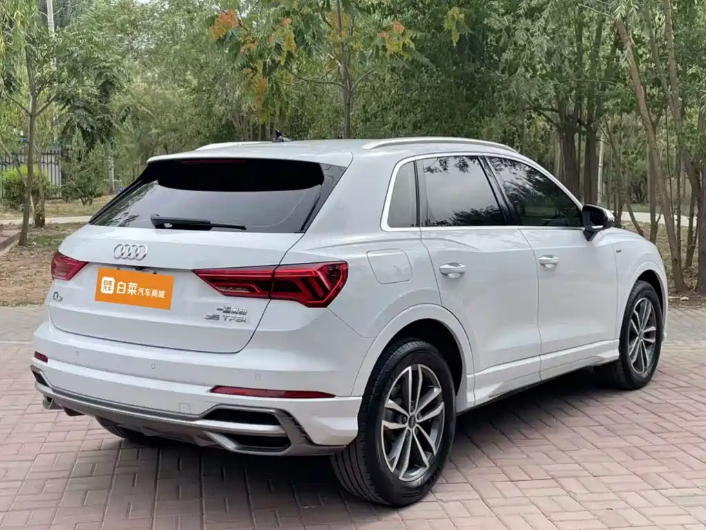 Audi Q3 2021 35 TFSI