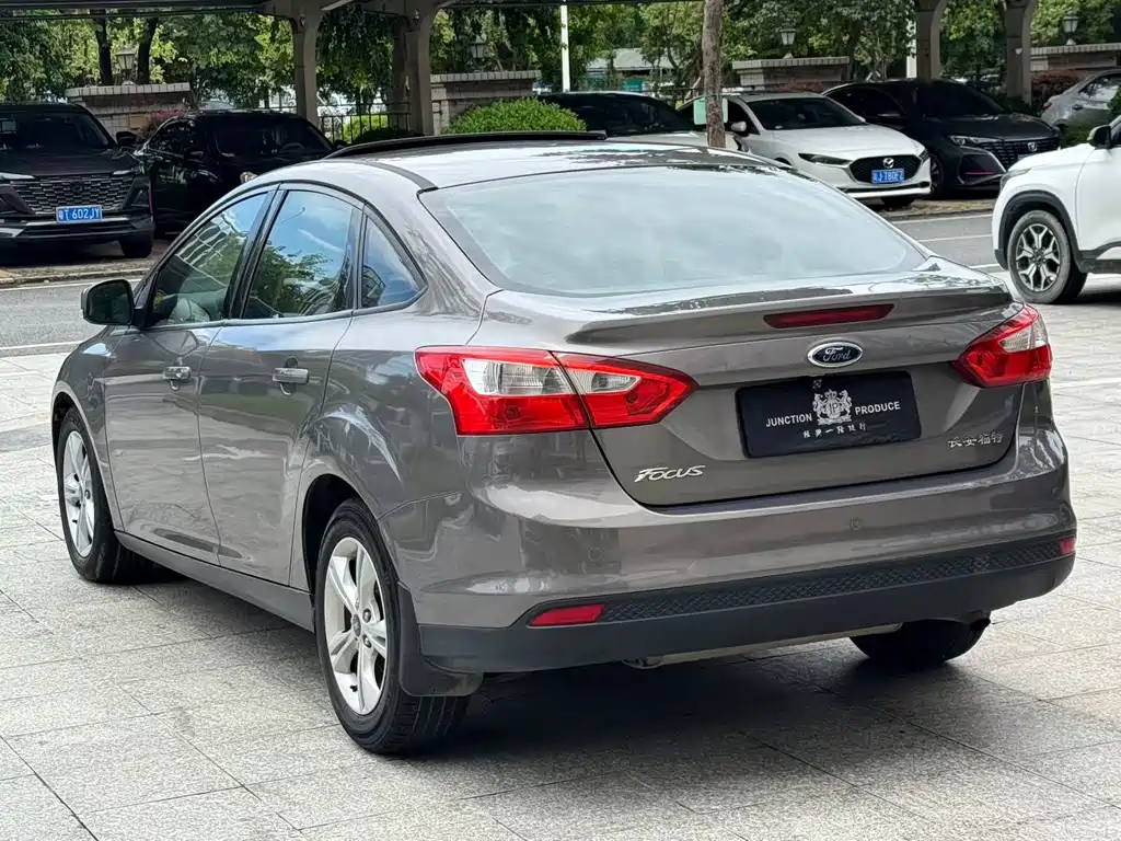 Ford Focus — миниатюра 4