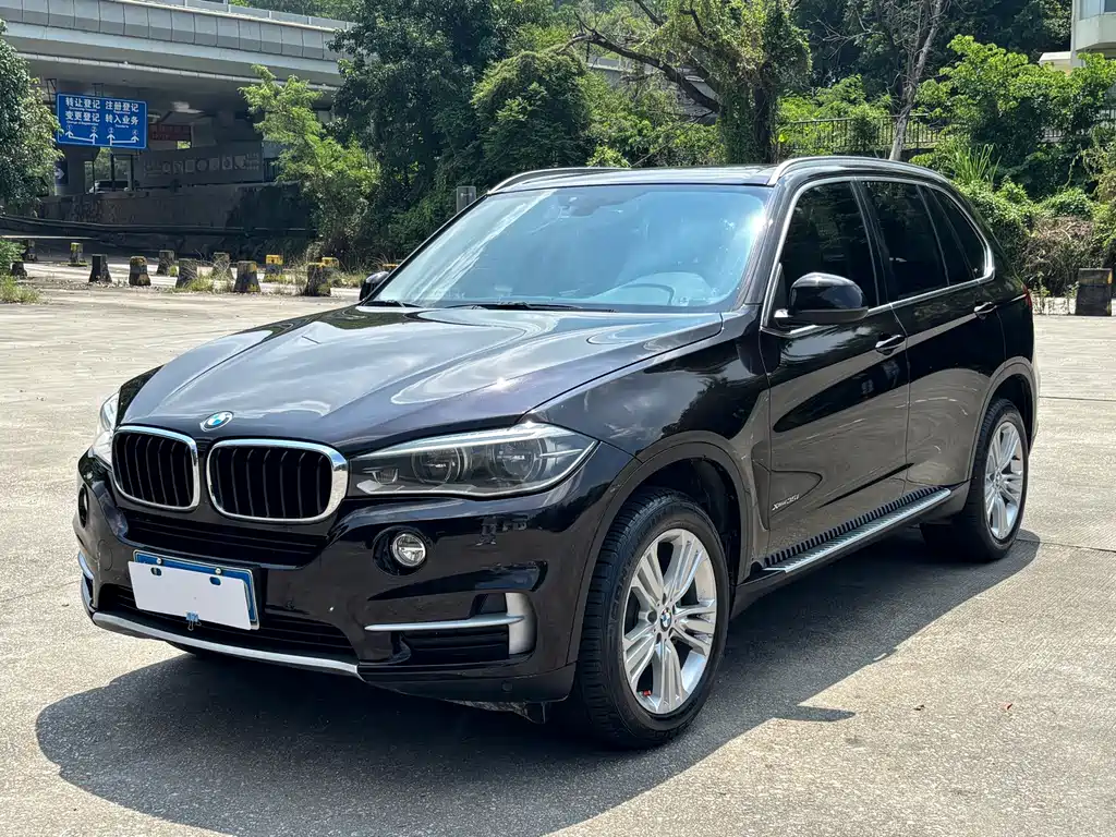 BMW X5 (Import)