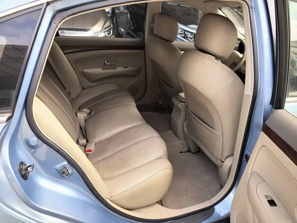 Nissan Sylphy — миниатюра 10