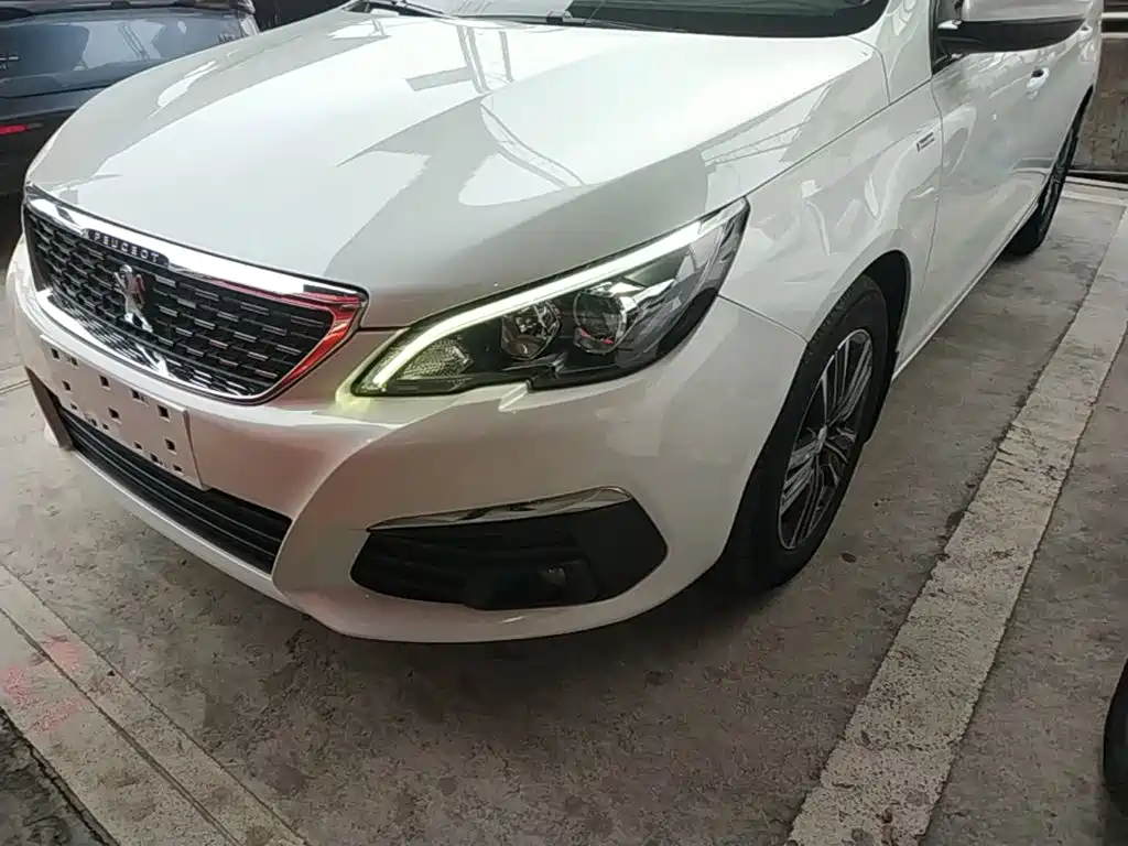 Peugeot 308 — миниатюра 24