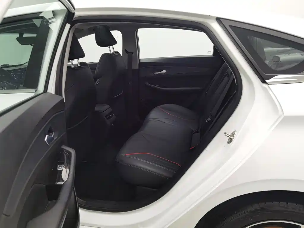Geely Binrui — миниатюра 15