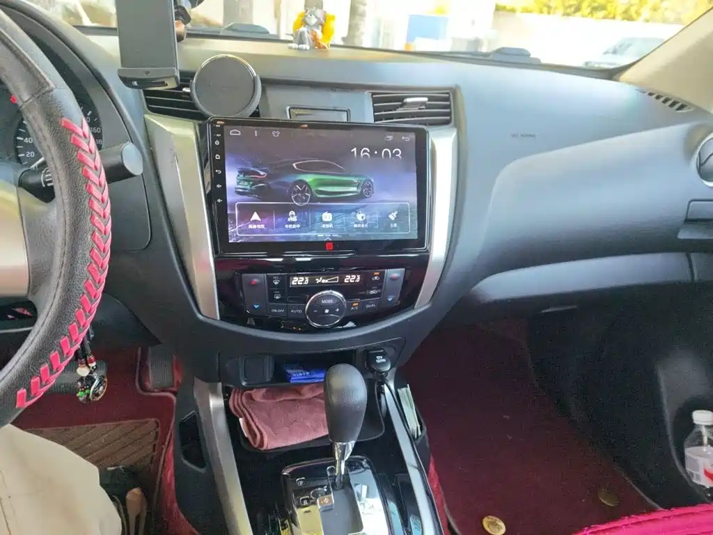 Nissan Navara — миниатюра 6