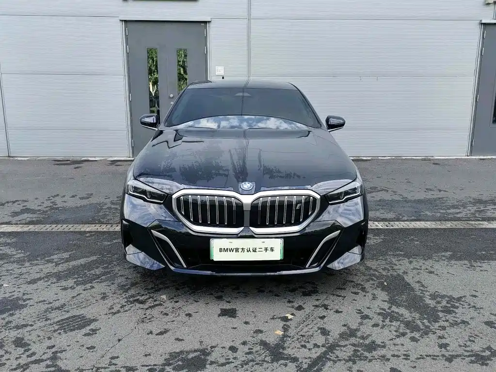 BMW i5 — миниатюра 2