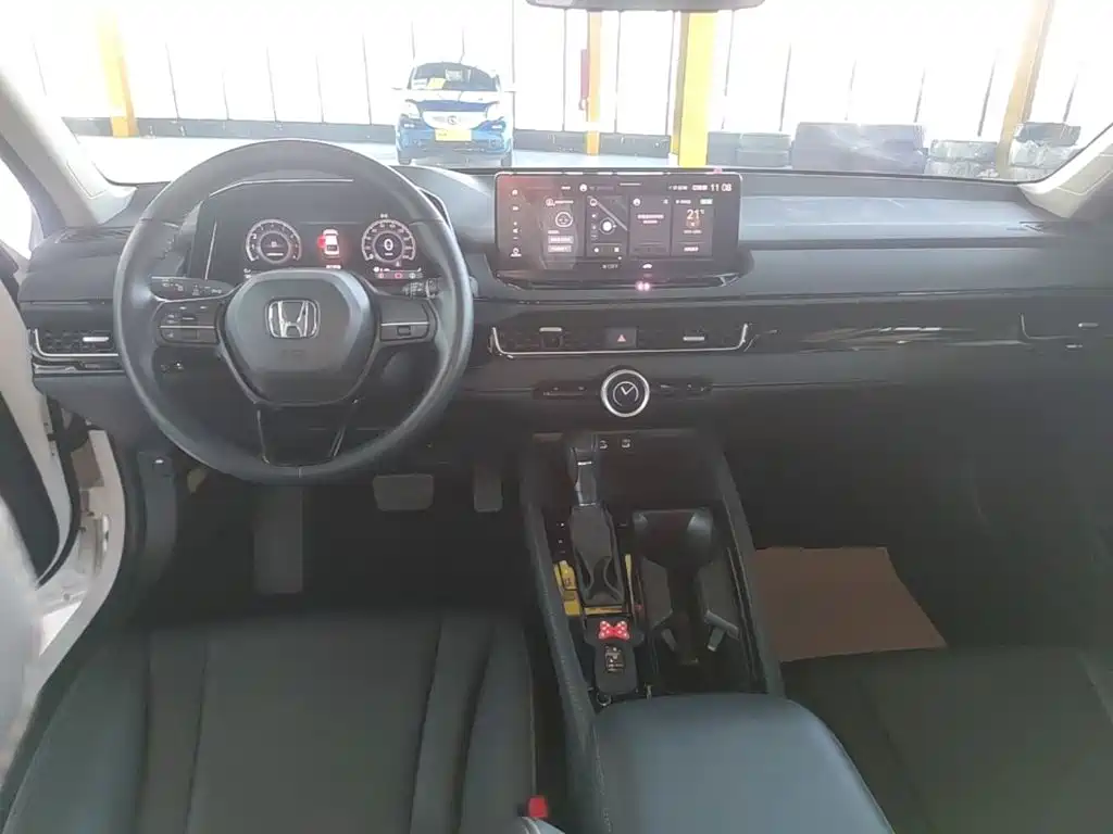 Honda Inspire — миниатюра 10