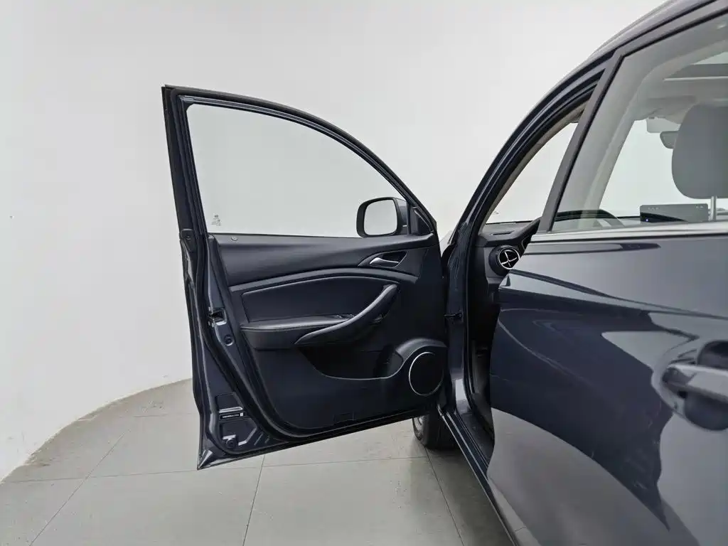 BYD Song — миниатюра 8