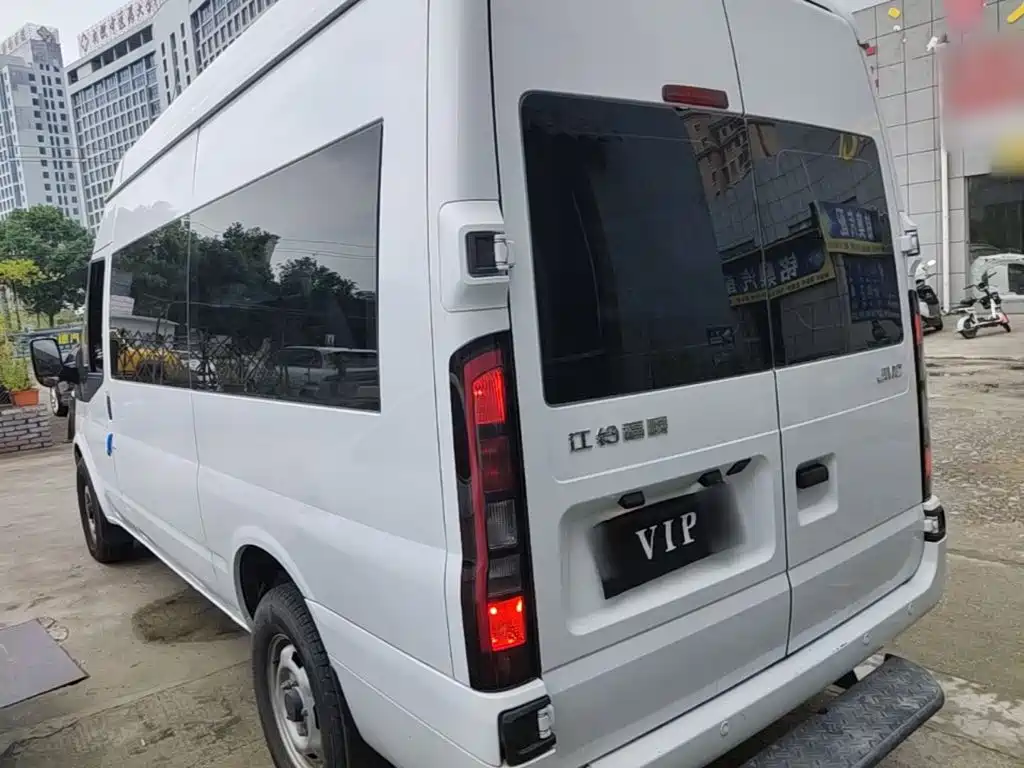 JMC JMC Fushun — миниатюра 5