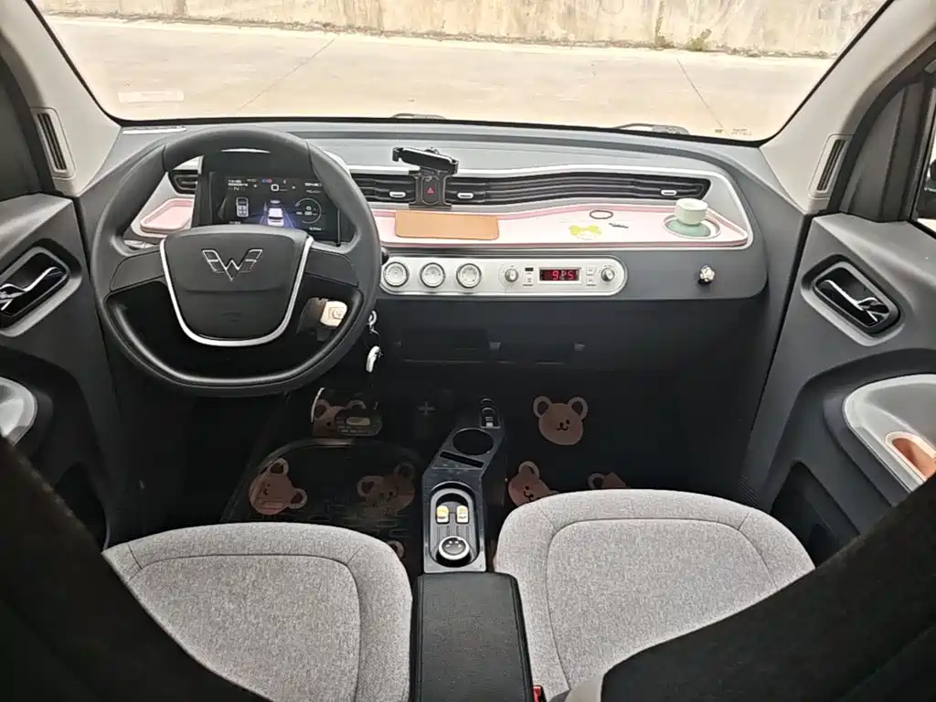 Wuling MINIEV — миниатюра 10