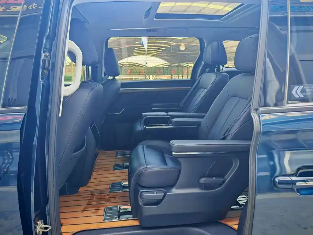 GAC Motor Trumpchi M8 — миниатюра 9