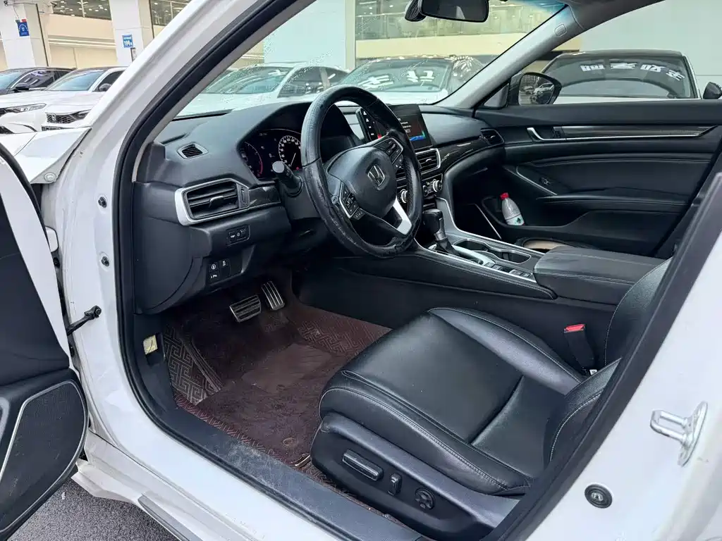 Honda Accord — миниатюра 2
