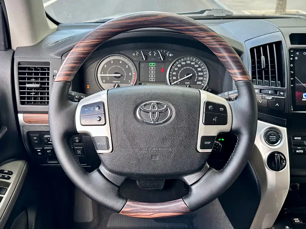 Toyota Land Cruiser 2015 4.0L V6