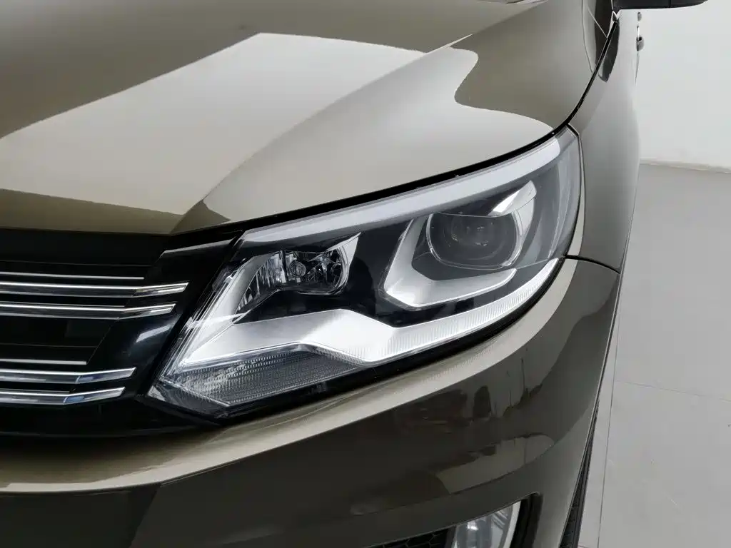 Volkswagen Tiguan — миниатюра 7