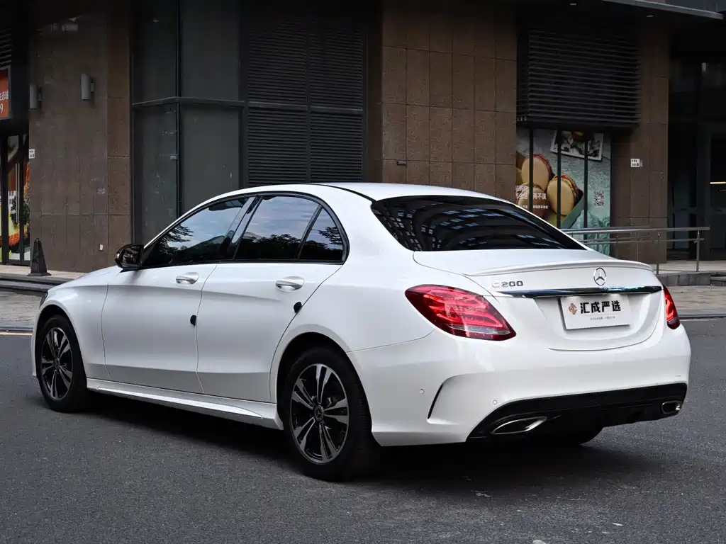 Mercedes-Benz C-Class — миниатюра 3
