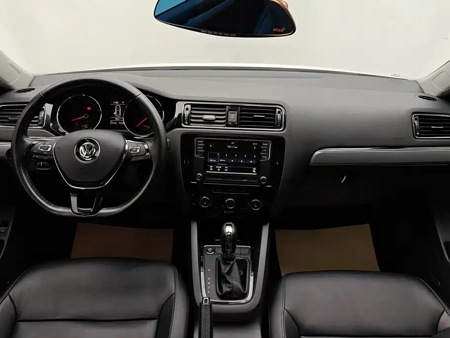 Volkswagen Sagitar — миниатюра 12