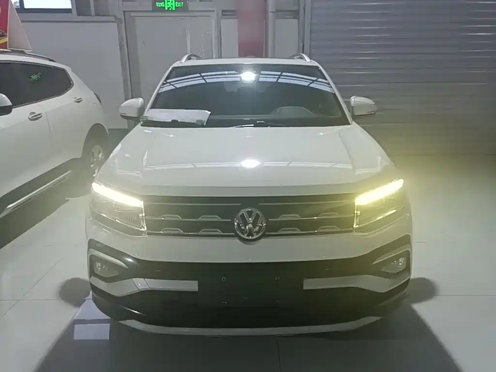 Volkswagen T-Cross — миниатюра 3