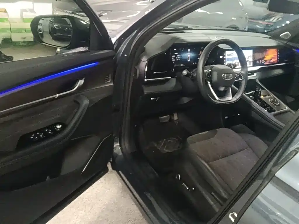 Geely Xingyue L — миниатюра 16