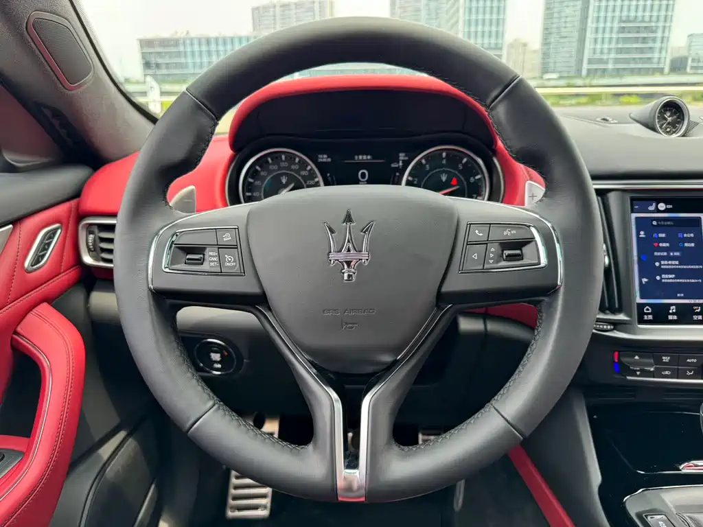 Maserati Levante 2023 2.0T GT