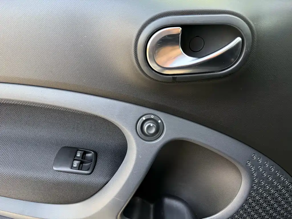 smart Smart Fortwo — миниатюра 15