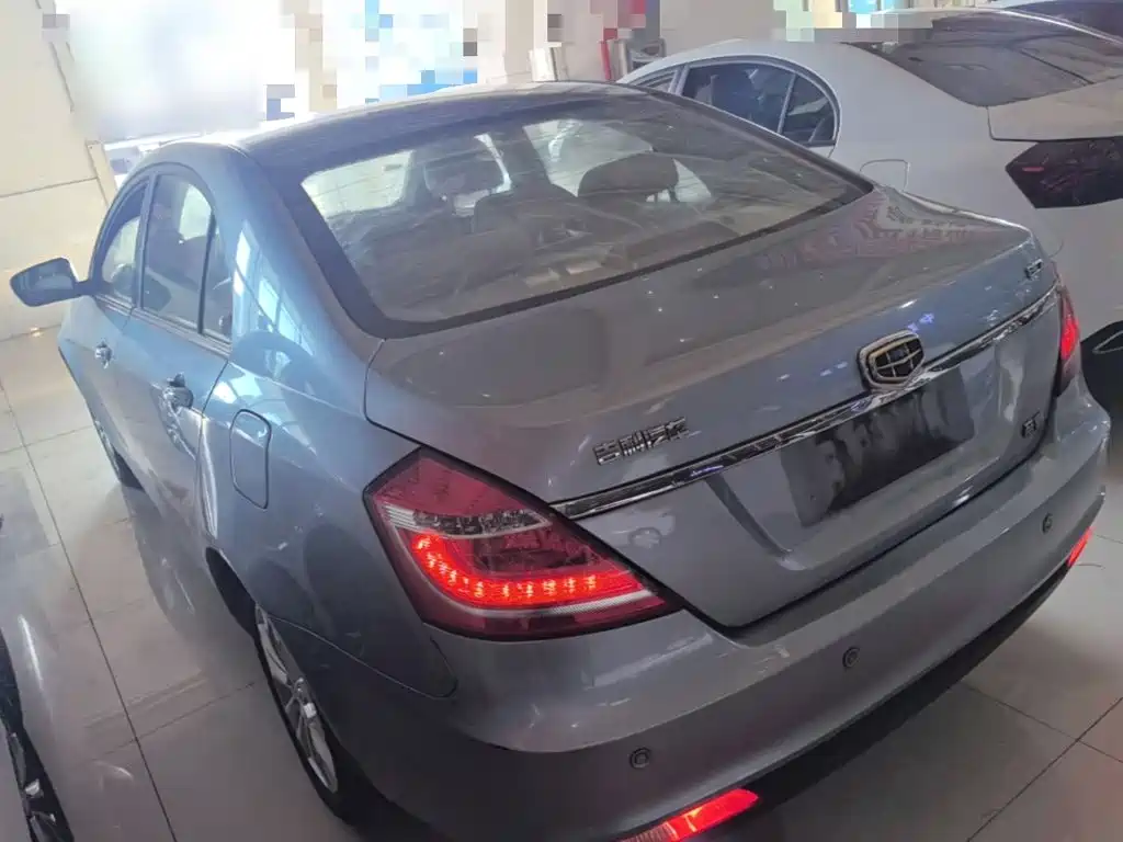 Geely Emgrand — миниатюра 5