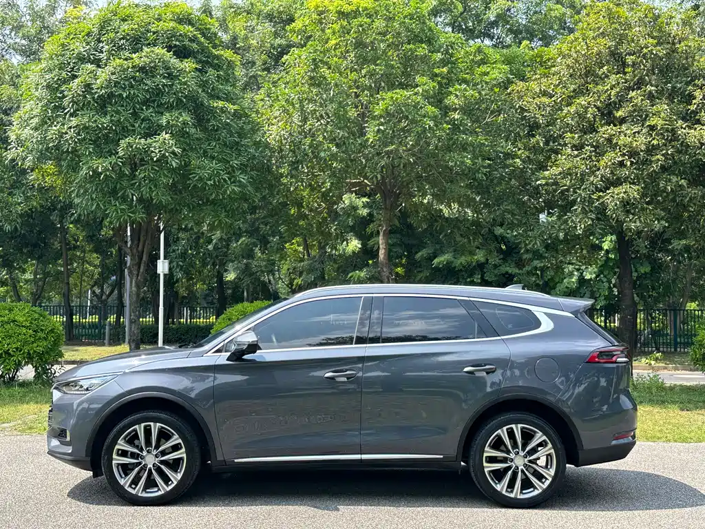 BYD Tang — миниатюра 23
