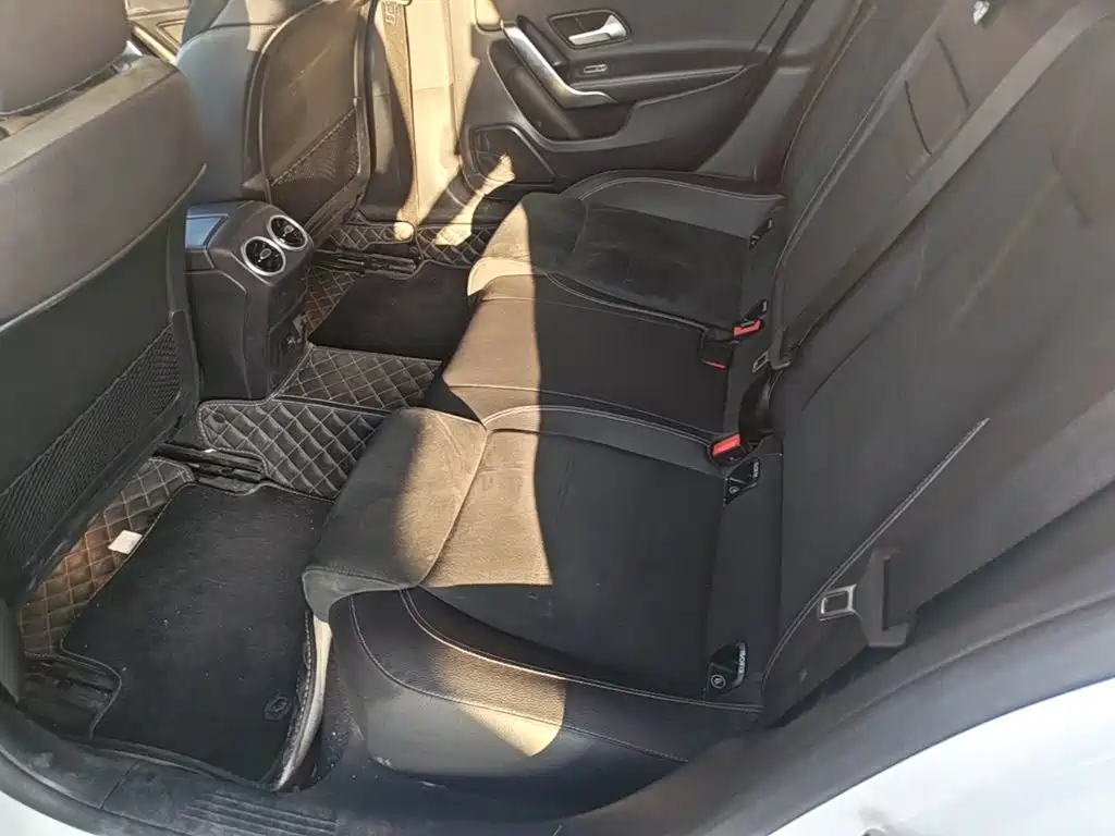 Mercedes-Benz A-Class — миниатюра 17