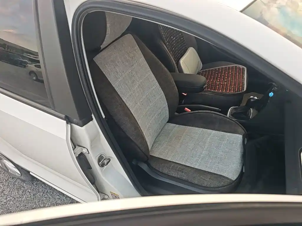 Volkswagen Polo — миниатюра 25