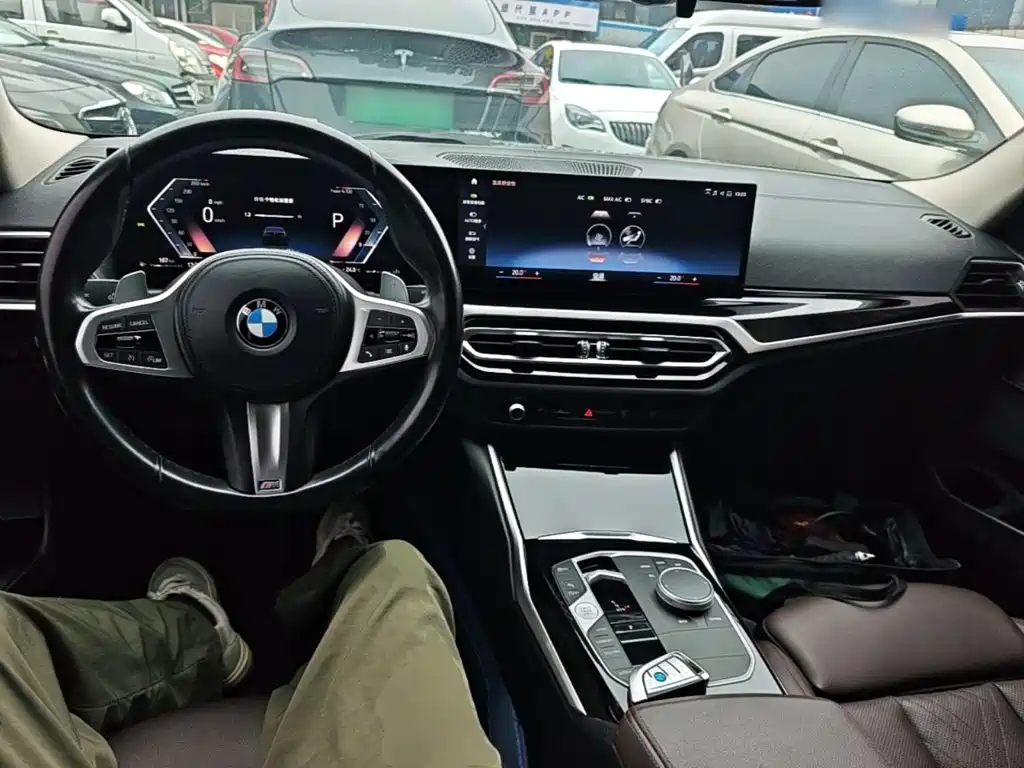 BMW 3 Series — миниатюра 10