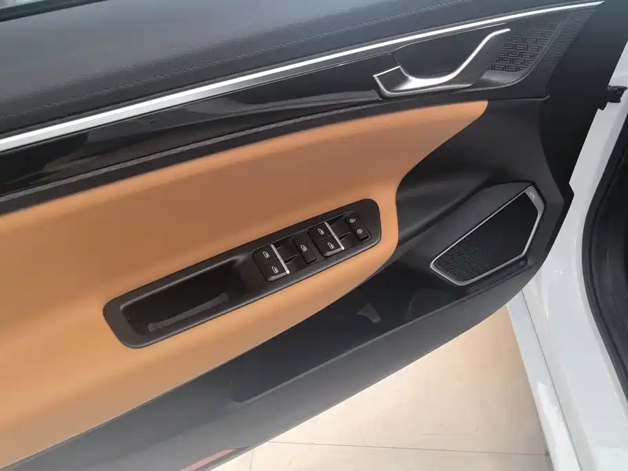 Geely Emgrand GL — миниатюра 7