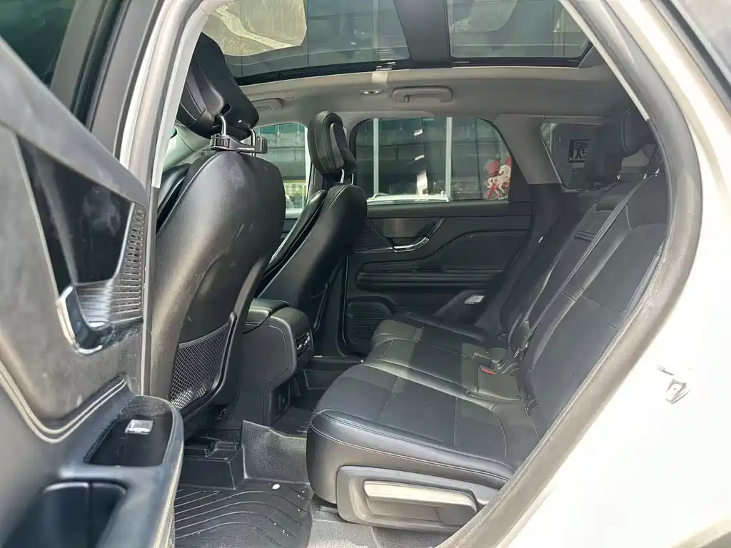Lincoln Corsair 2.0T 2WD Premium Edition, фото 4