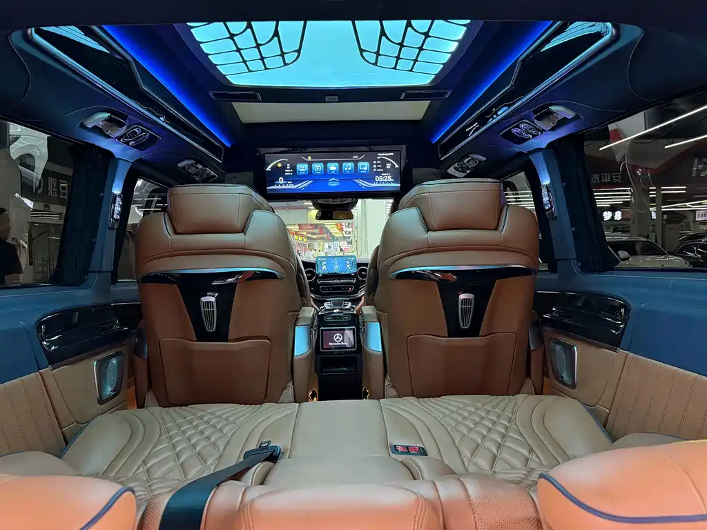 Mercedes-Benz V-Class — миниатюра 9