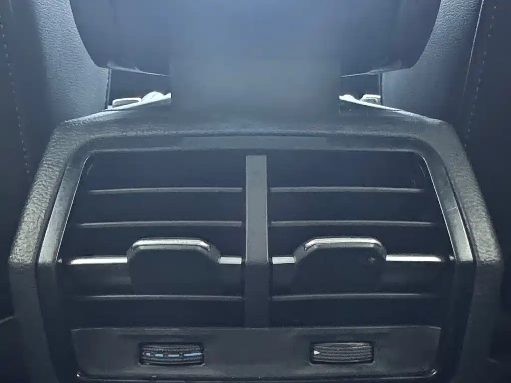 Audi Q3 — миниатюра 10
