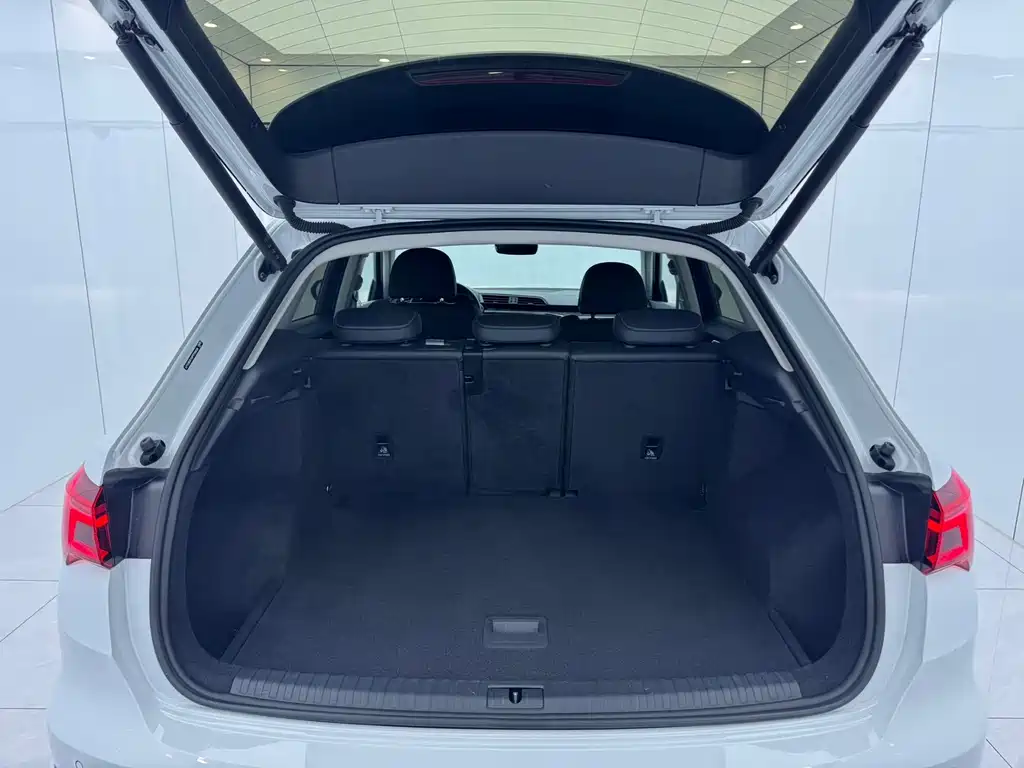 Audi Q3 — миниатюра 16