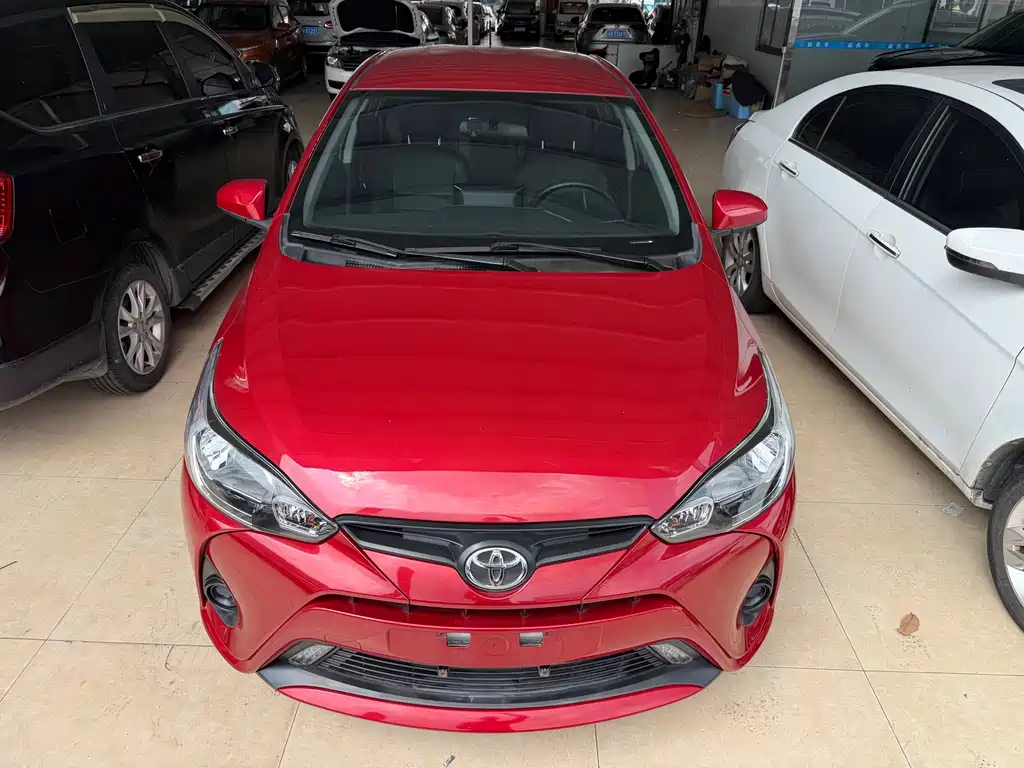 Toyota Yaris L — миниатюра 5