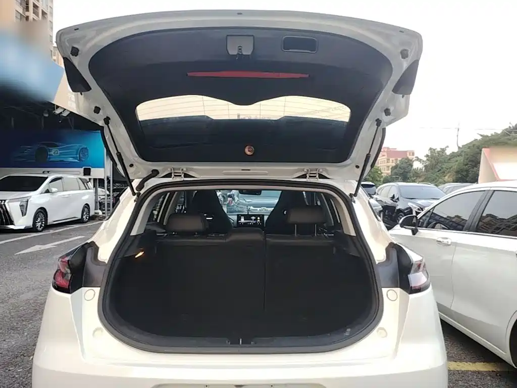 Geely Emgrand S — миниатюра 19