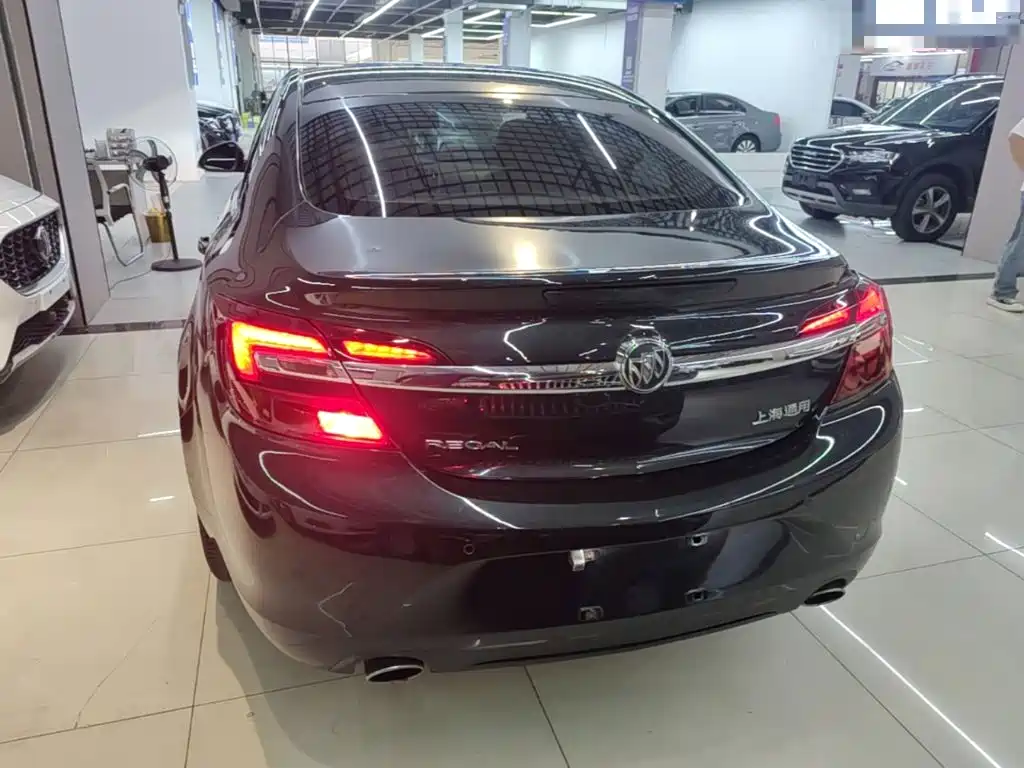 Buick Regal — миниатюра 6